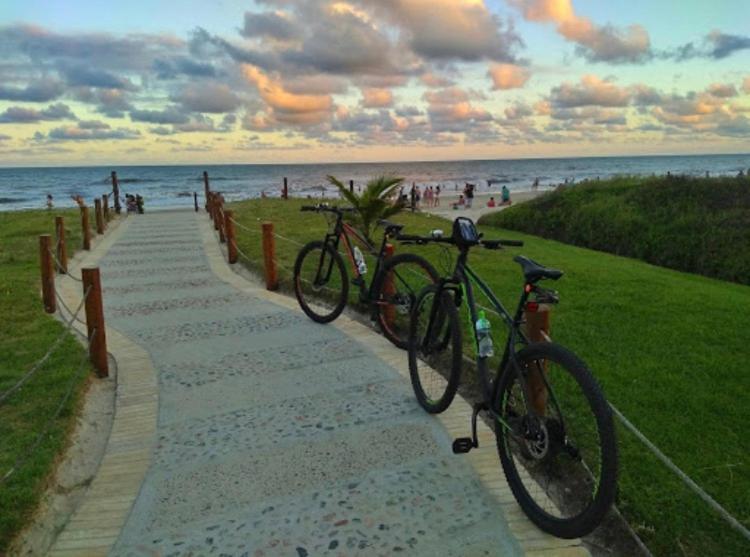 Apto Cond Ilhas Do Caribe - Pr - Beira Mar Matinhos Dış mekan fotoğraf